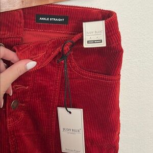 Judy Blue Jeans size 28